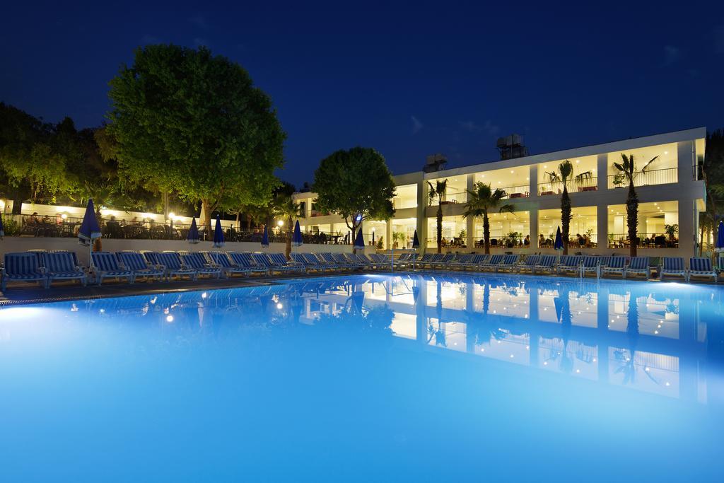 Larissa Beach Club Sidé Extérieur photo